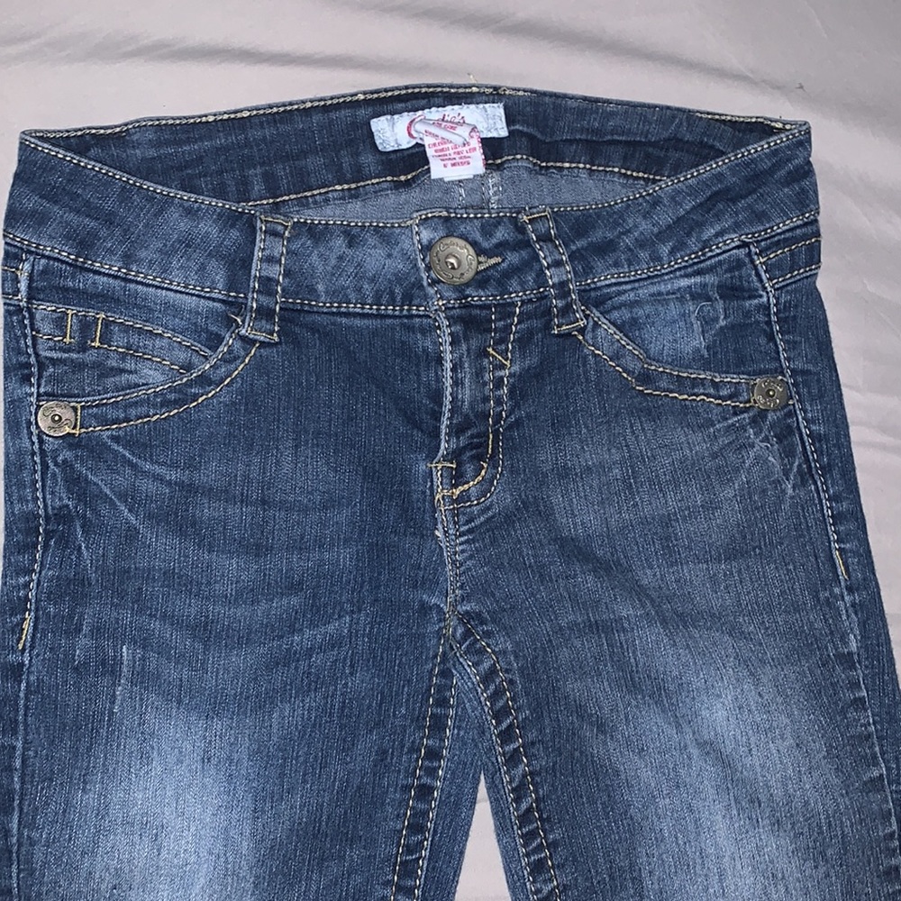 💸 3/$25 Candies bootcut Jeans - Picture 3 of 7